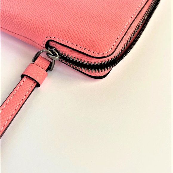 $78 Coach Corner Zip Crossgrain Leather Wristlet W - Picture 5 of 7